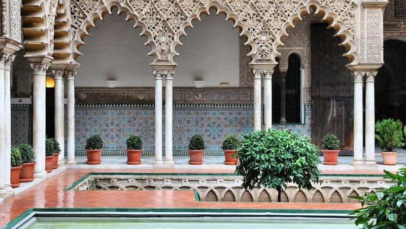 From Malaga: Seville Day Trip with Real Alcázar Tickets - Gardens, fountains, and the hard part of fitting it all in