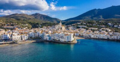 From Roses: Costa Brava Boat Tour to Cadaqués - Where you start in Roses: dock logistics that affect your timing