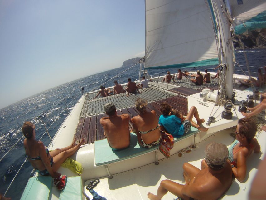 From Roses: Sailing Catamaran Cruise to Medes Islands - The sailing route: Bay of Roses to the Medes Islands in one smooth stretch