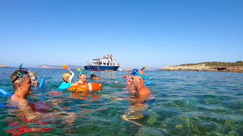 From San Antonio: Family Boat Tour to Conillera Island - Key reasons families love this Sa Conillera boat trip