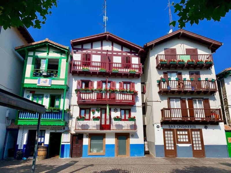 From San Sebastian: Hondarribia, San Pedro & San Juan Tour - Time for photos and tapas: what “free time” really means here