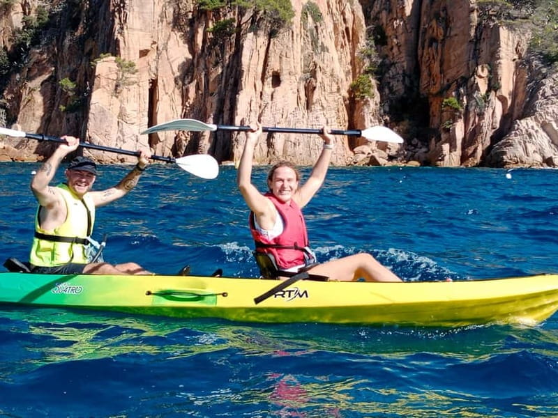 From Sant Feliu de Guíxols: Kayak and Snorkel in Costa Brava - Meeting at Kayak Center Guíxols Without Stress
