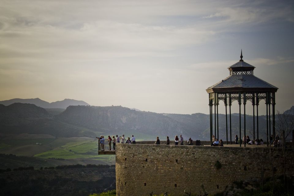 From Seville: White Villages and Ronda Full-Day Trip - Price and value: what $102 is buying you