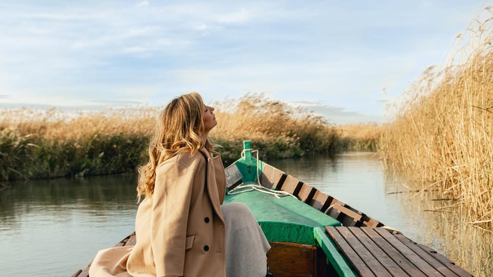 From Valencia: Albufera Natural Park Eco Boat Tour & Sunset - What to Bring (So You Enjoy It Instead of Enduring It)