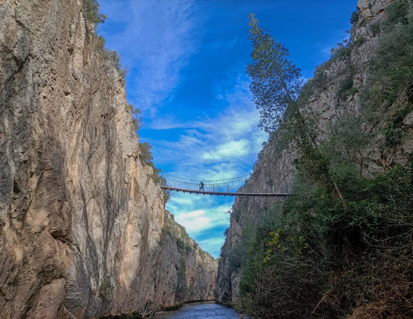 From Valencia: Chulilla, Turia Canyon, Hanging bridges... - From Valencia to Chulilla: a day trip that trades cars for canyon time