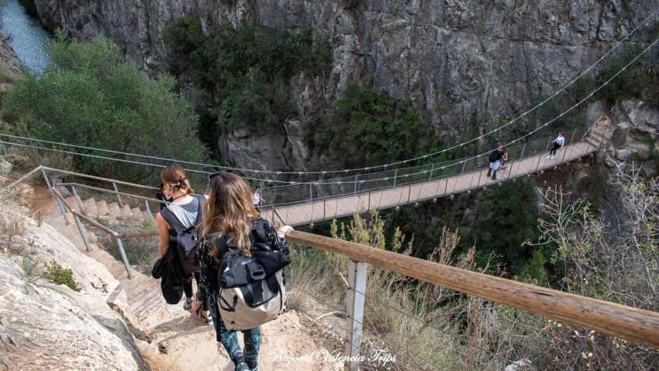 From Valencia: Chulilla, Turia Canyon, Hanging bridges... - Chulilla’s streets and the Charco Azul moment
