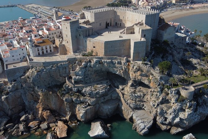 From Valencia: Day Tour in Peniscola, Game of Thrones - Valencia to Peñíscola: the 90-minute ride that sets the day up