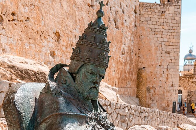 From Valencia: Day Tour in Peniscola, Game of Thrones - Castle garden, shopping, and beach time in the right season