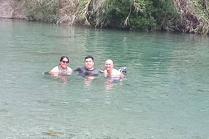 From Valencia: Montanejos Thermal Spring & Girlfriend Waterfall - Guides and group vibe: why the day feels friendly (and not rigid)