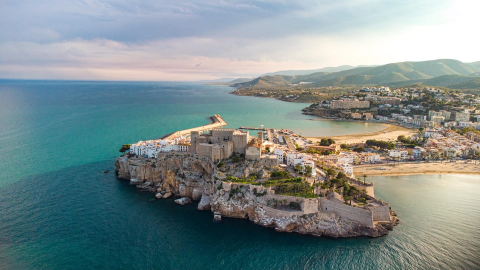 From Valencia: Peniscola Day tour, Game of Thrones - Guided Walk Through Peñíscola’s Walled Old Town