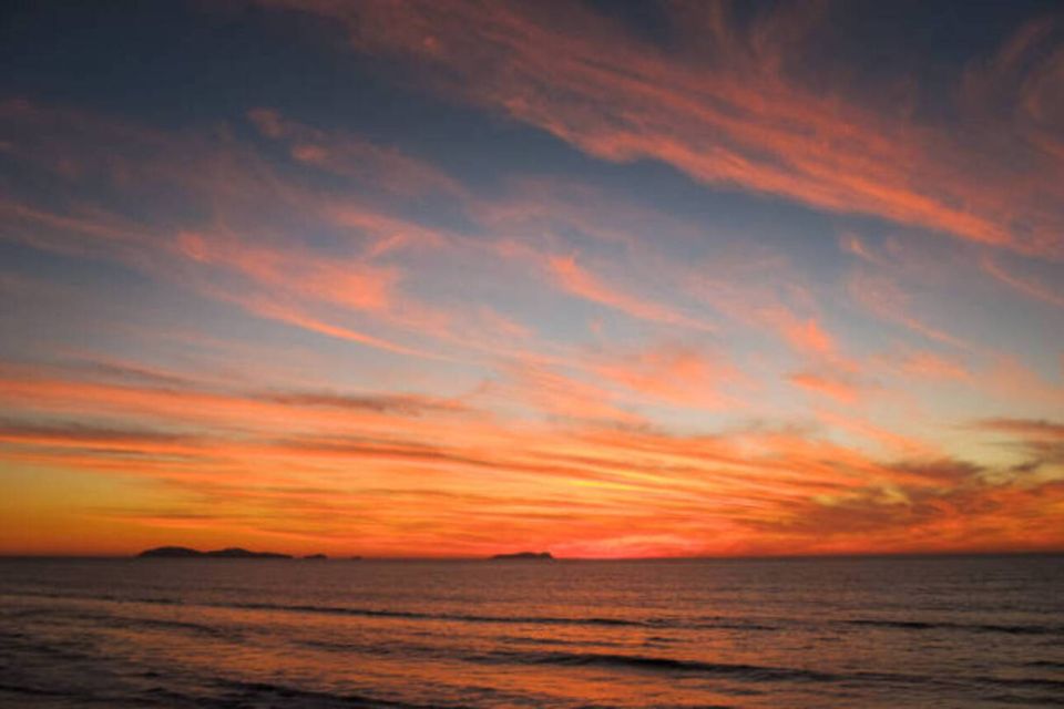 Fuengirola: Sunset Boat Tour with a Drink - Who this tour is best for (and who should skip it)
