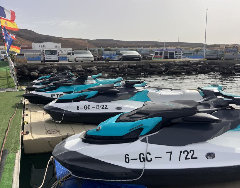 Fuerteventura : 1 hour JetSki Rental without licence - Life Vests, Insurance, and the Safety Brief You Should Treat Seriously