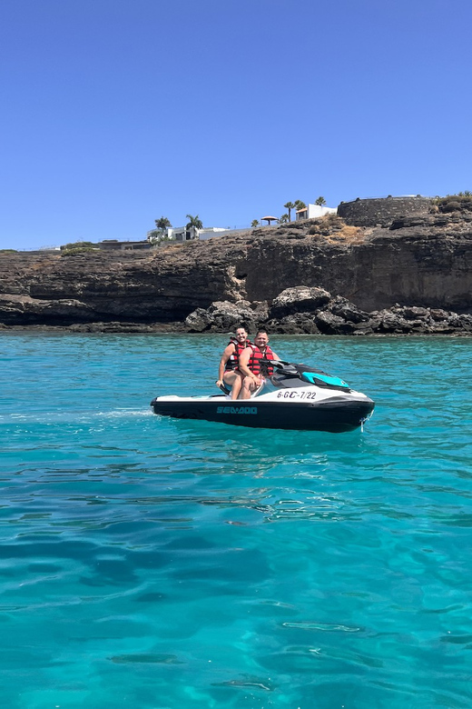 Fuerteventura : 30 minute JetSki Rental without licence - Safety culture: clear instructions, staff supervision, and life vests