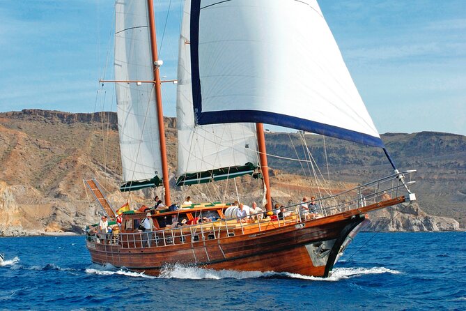 Fuerteventura: Aphrodite Exclusive Gulet with Food and Drinks - When sailing is more about the vibe than the rigging