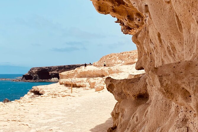 Fuerteventura: Discover Fuerteventura Tour max 8pax - Stop 1: Playa de Sotavento and the coral sand dunes moment