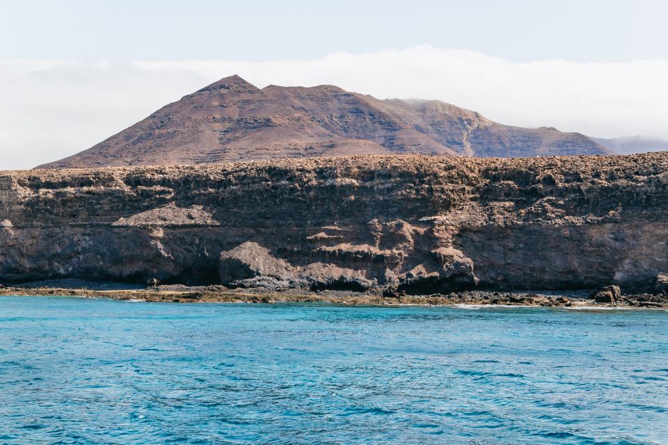 Fuerteventura: Glass Bottom Boat Cruise with Lunch & Drinks - Crew Energy and Language Support: The Real Secret Sauce