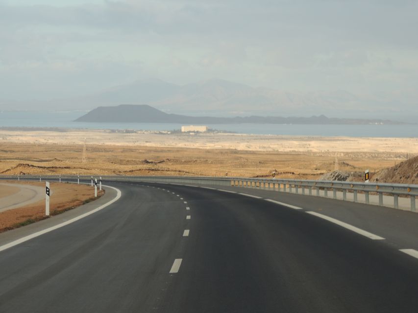 Fuerteventura: Guided Hotspots Island Grand Tour - Betancuria: a former capital with time to wander
