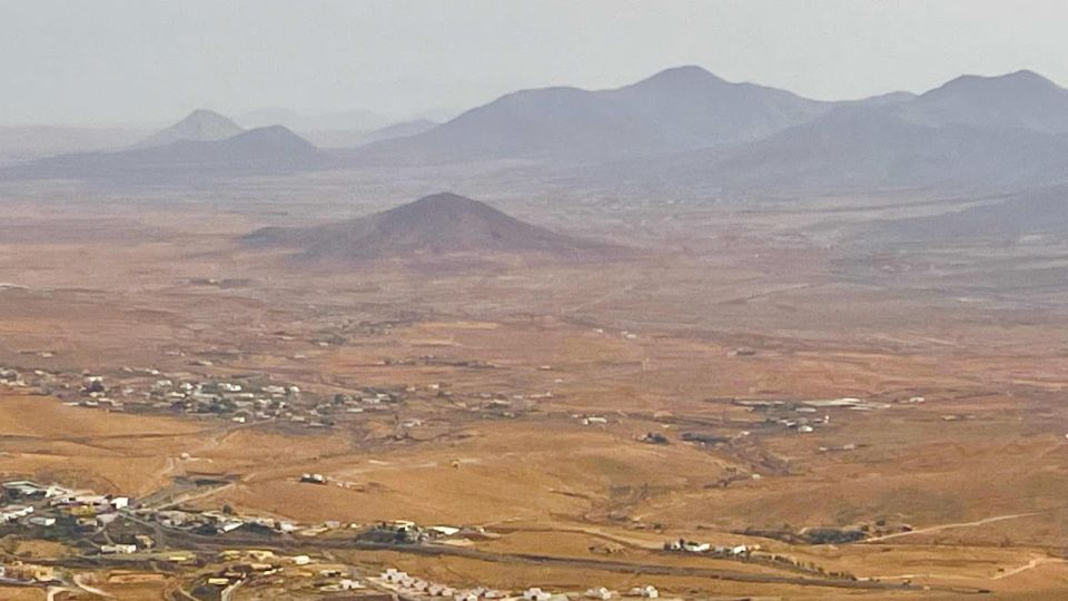 Fuerteventura: Guided Hotspots Island Grand Tour - Windmills, Gran Tarajal, and coastal passes: more variety than you expect