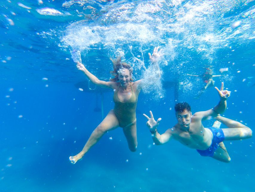 Fuerteventura: Sailing with Snorkeling and Dolphin Watching - On-Board Comfort and What to Bring