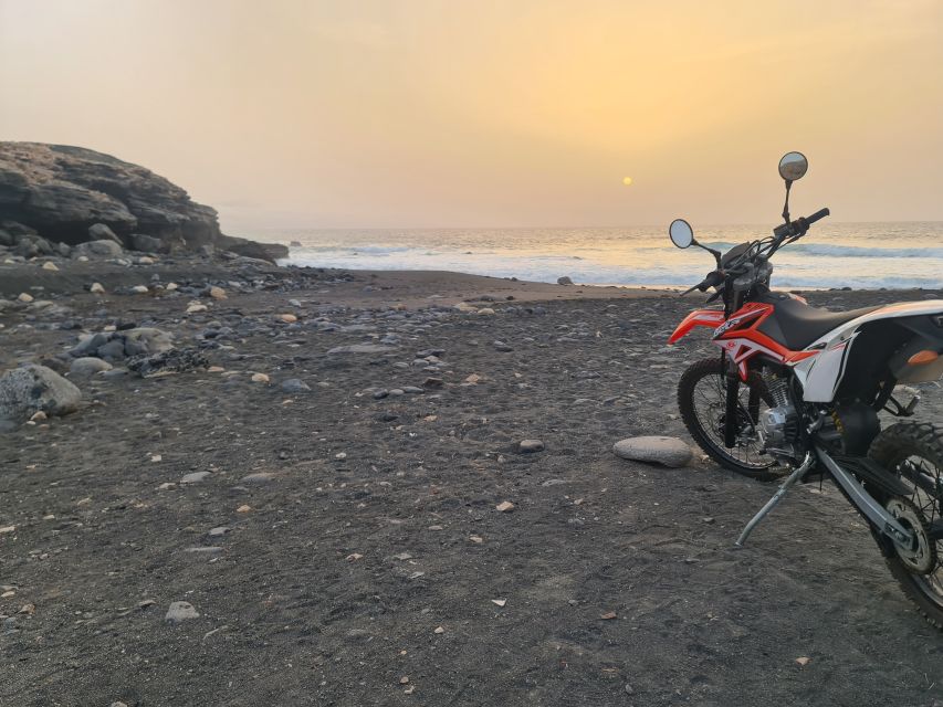 Fuerteventura south: enduro trips on motocycle/lic. B,A1&2,A - Where You’re Riding: Southern Fuerteventura’s Hidden Mobility