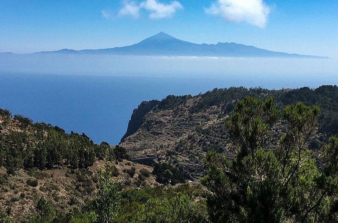 Full day excursion to La Gomera - Garajonay National Park and Laguna Grande: the UNESCO moment