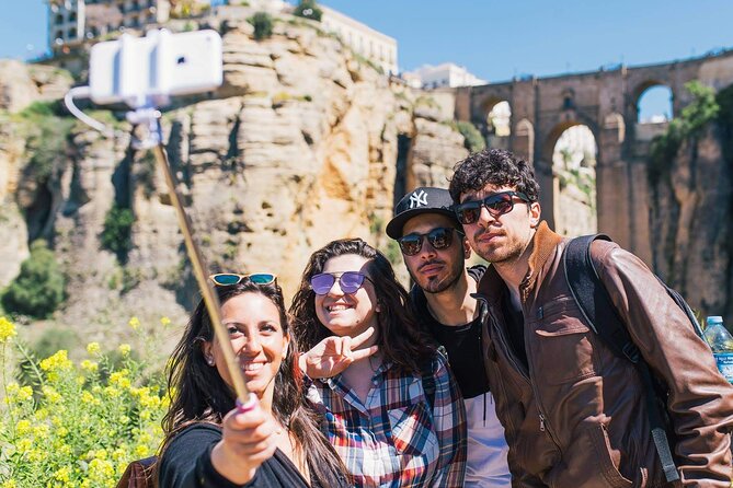 Full Day Guided Malaga Ronda Day Tour - Entering The Day: Málaga Pickup, Meeting Point, and How It Flows