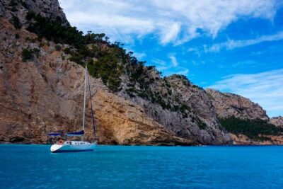 Full-day sailing excursion along the coast - Cala Tuent: your first real swim and water-sport window
