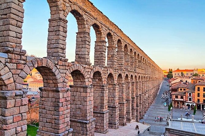 Full Day Tour to Avila & Segovia from Madrid - Bus Comfort and Group Size: The Small Details That Matter