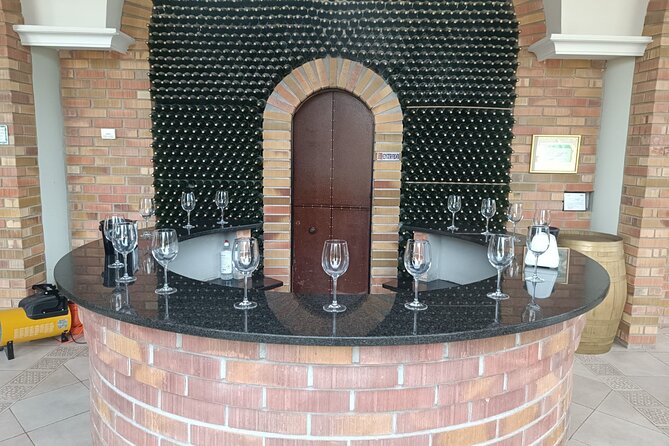 Full Rioja Wine Tour with Lunch from San Sebastian Private Tour - A Private Rioja Day That Starts With San Sebastián Convenience
