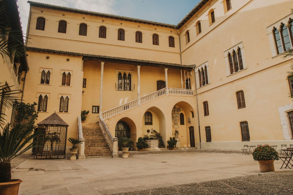 Gandia: Ducal Palace Entry Ticket with Audio Guide - Getting Your Bearings at the Ducal Palace of Gandía