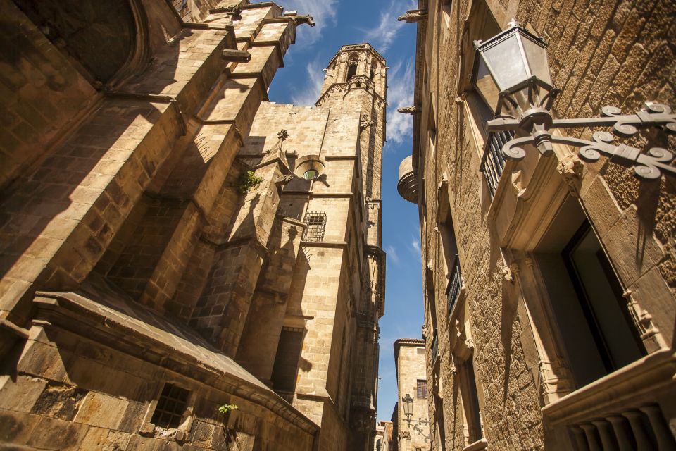 Gaudi's Barcelona 2-Hour Segway Tour with a Live Guide - Barri de la Ribera and final landmarks: winding lanes, then back to Correos