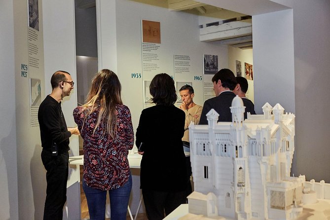 Gaudi´s Casa Vicens Guided Tour - Rooftop views and the garden café break (when the pace slows down)