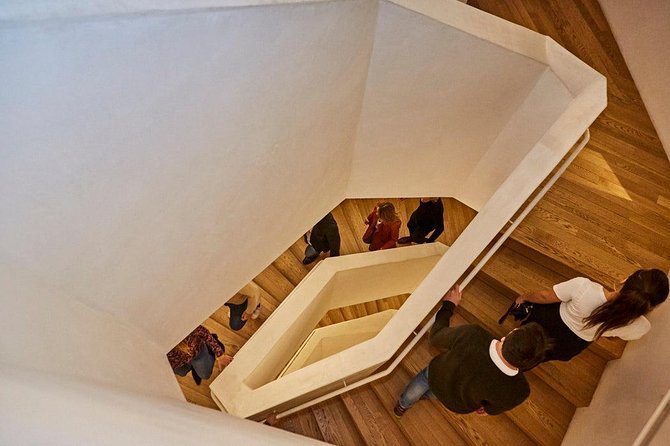 Gaudi´s Casa Vicens Guided Tour - Logistics: meeting at Carrer de les Carolines without stress