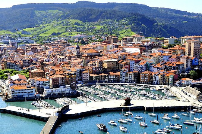 Gaztelugatxe Access, Bermeo & Gernika guided tour from Bilbao - Gernika-Lumo: the Assembly House stop that explains Basque identity