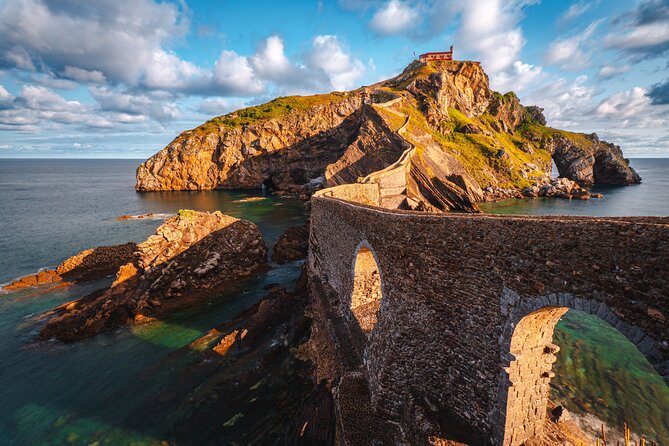 Gaztelugatxe Access, Bermeo & Gernika guided tour from Bilbao - What to bring and how to pace the hike without ruining the day