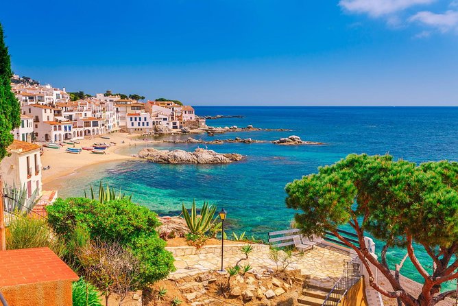 Girona and Costa Brava Private Tour with Pick-up from Barcelona - From Barcelona: the fast track to Girona and the Costa Brava in one day