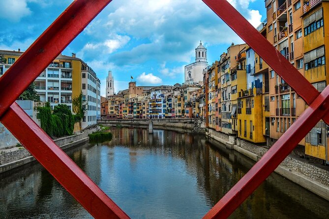 Girona and Dali Museum Full Day tour from Barcelona - Girona free time: lunch on your terms (and how to use it well)
