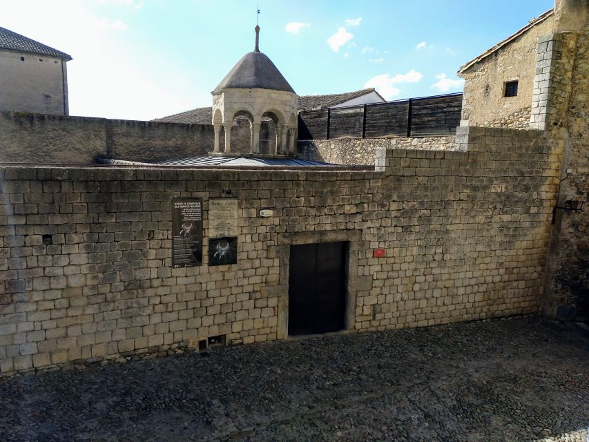 Girona: Jewish Heritage Guided City Tour and Museum Visit - How your guide makes customs and daily life feel real