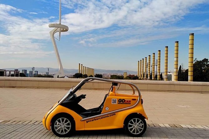 GoCar Barcelona Experience - Port Vell, Colon, Barceloneta: the city opens up near the water