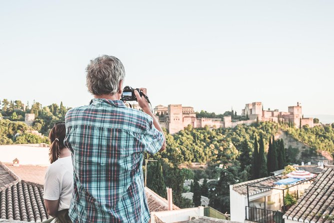 Golden Hour in Granada: Sunset Walking Tour with Play Granada - Golden hour is the real attraction here