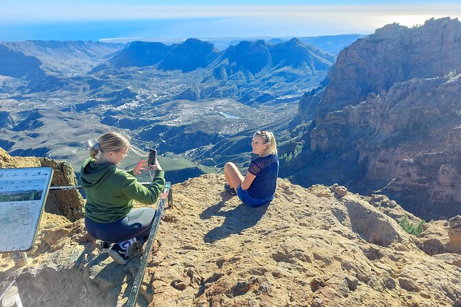 Gran Canaria 7 Highlights Small Group Tour with Tapas Picnic - Las Palmas de Gran Canaria: from Mercado de Vegueta to photo-friendly squares
