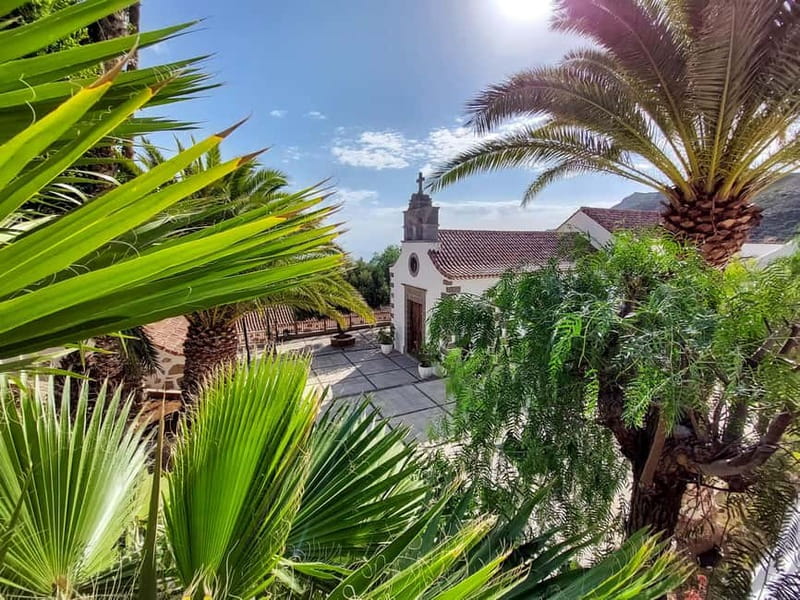 Gran Canaria: Red Gorge, Cave, Oasis Adventure Tour & Picnic - Price and value: what $107 buys you
