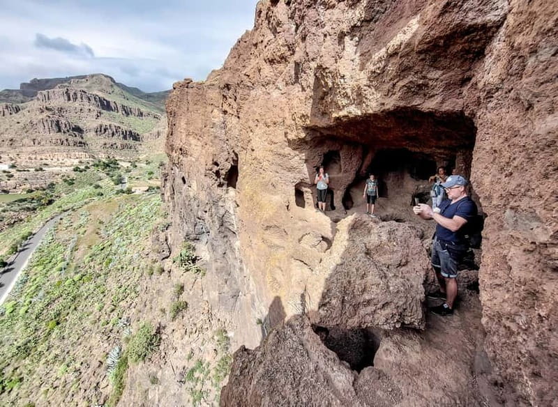 Gran Canaria: Red Gorge, Cave, Oasis Adventure Tour & Picnic - Temisas photo stop, short hikes, and viewpoints that feel local