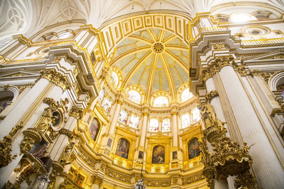 Granada: 3-Hour Cathedral and Royal Chapel Tour - Meet at Plaza Bib Rambla and start with the right pace
