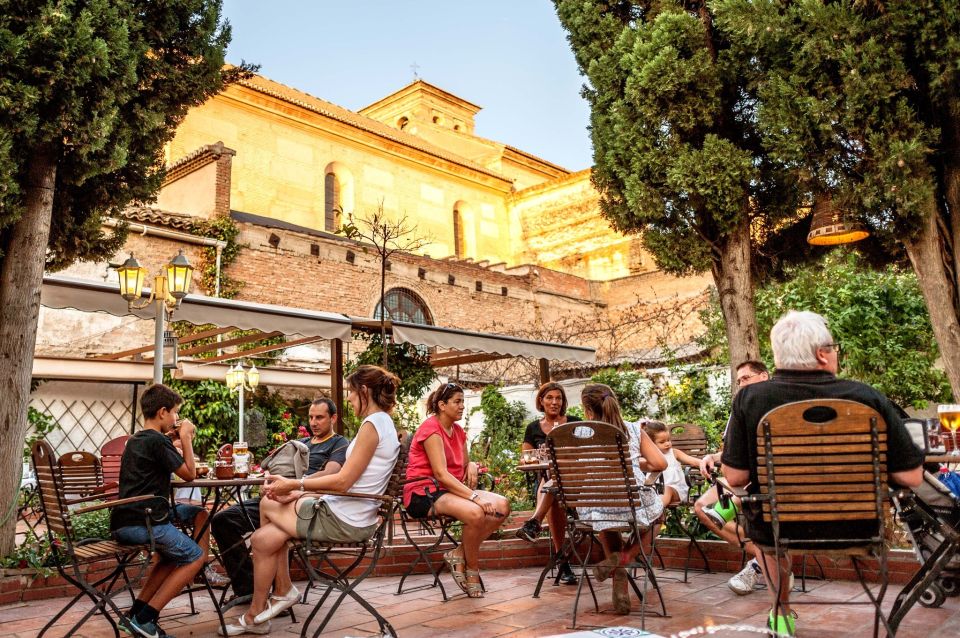 Granada: Albayzin and Sacromonte Walking Tour - Flamenco Origins: How the Music Gets Its Place Story