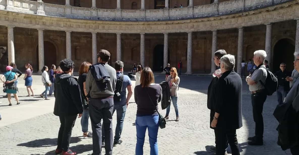 Granada: Alhambra and Albaicín Small Group Tour - Price and value: why $88 can work (or not)