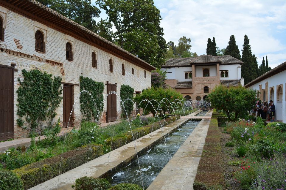 Granada: Alhambra and Generalife Gardens Guided Tour - Cypress walks and the gardens that explain the Alhambra