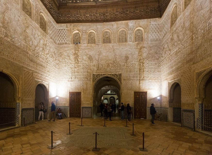 Granada: Alhambra and Nasrid Palaces Private Tour - Key Highlights You’ll Notice Fast
