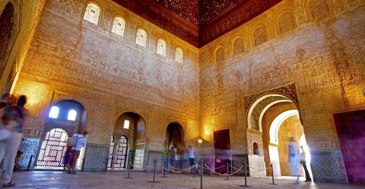 Granada: Alhambra and Nasrid Palaces Private Tour - Mosque Baths of Alhambra: Everyday Life in a Grand Setting