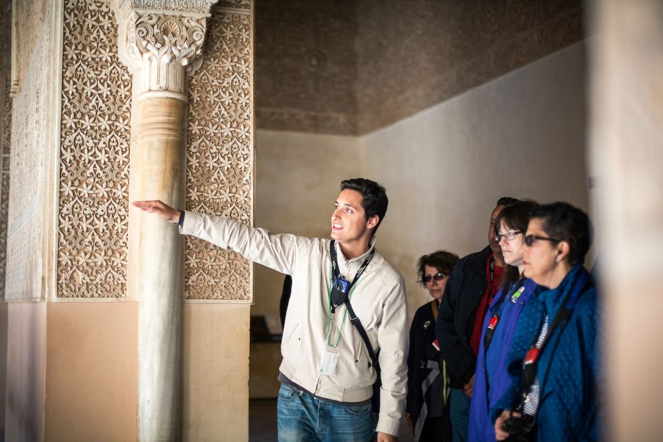 Granada: Alhambra and Nasrid Palaces Small Guided Tour - Nasrid Palaces: the part you’ll remember for years